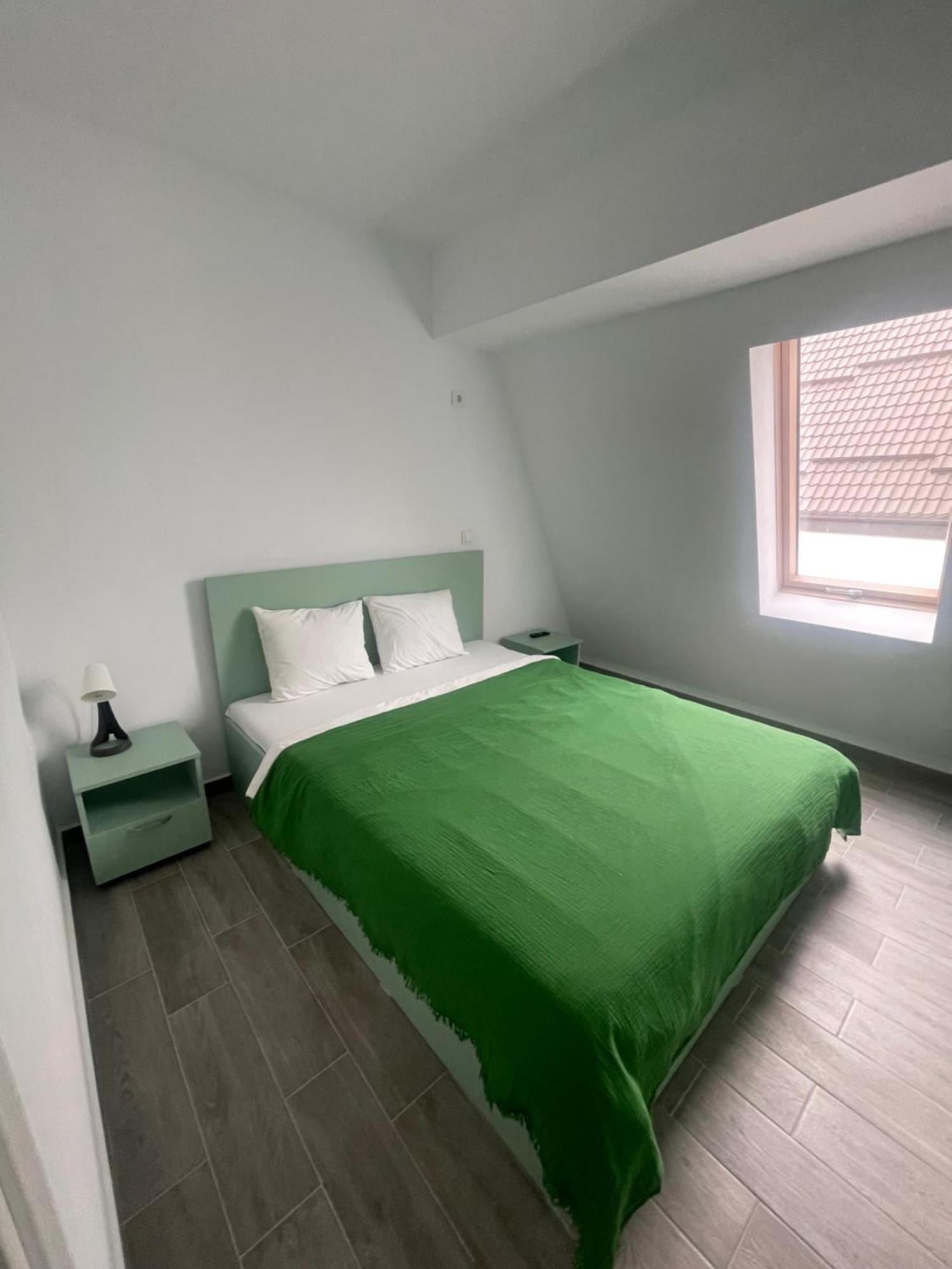 Marisah Residence #6 Otopeni Esterno foto